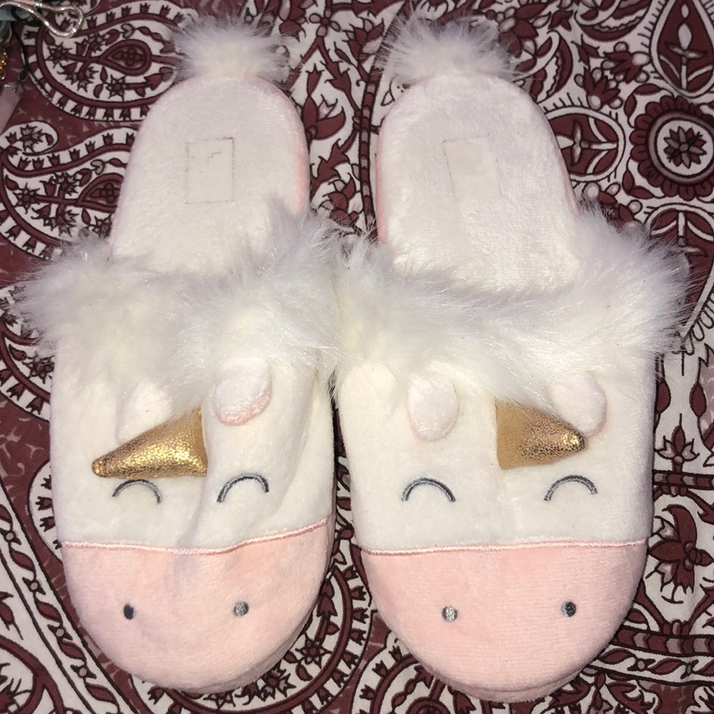 Women’s Unicorn Slippers